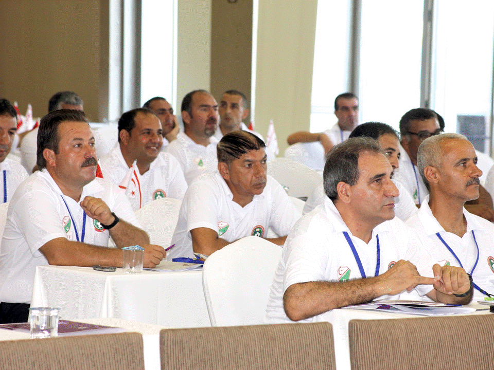 UEFA Pro ve UEFA A Lisans semineri Malpas Otel'de gerçekleşti